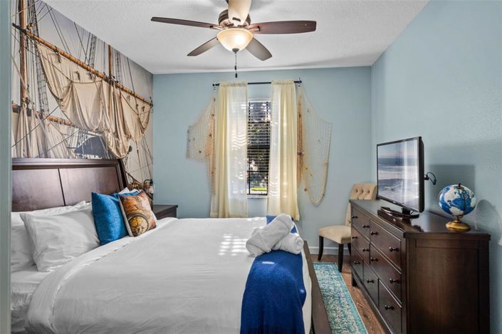 Image No.32-9 Bed Property for sale