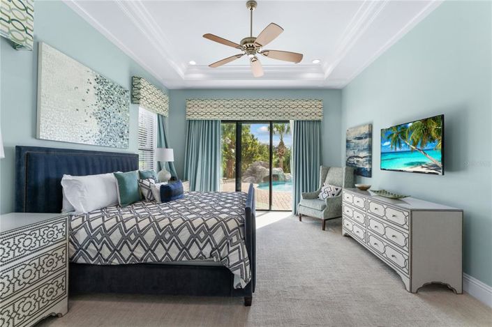 Image No.24-11 Bed Property for sale