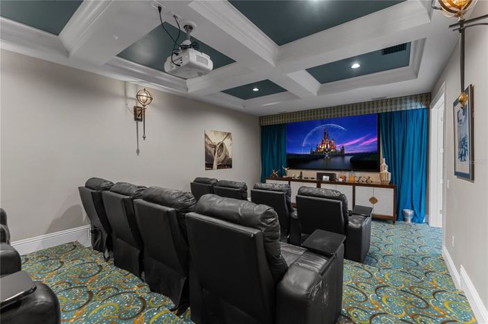 Image No.39-11 Bed Property for sale