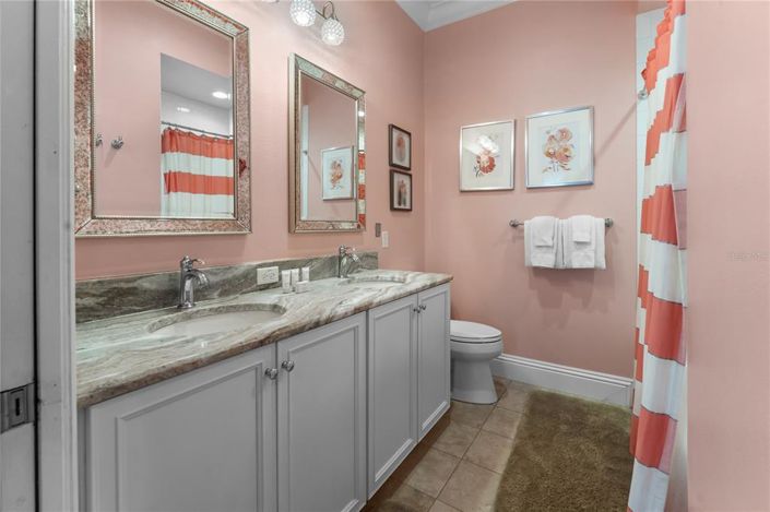 Image No.49-11 Bed Property for sale