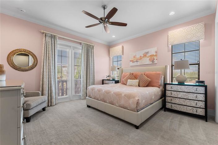 Image No.76-11 Bed Property for sale