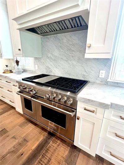 Image No.13-5 Bed Property for sale