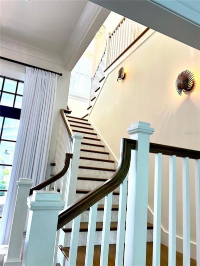 Image No.17-5 Bed Property for sale