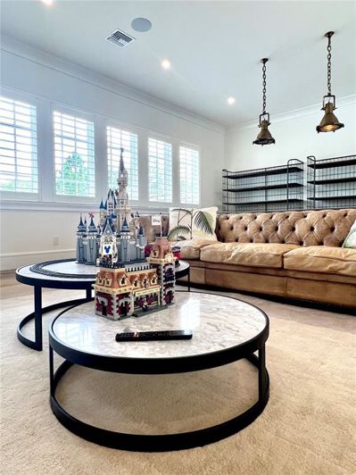 Image No.29-5 Bed Property for sale