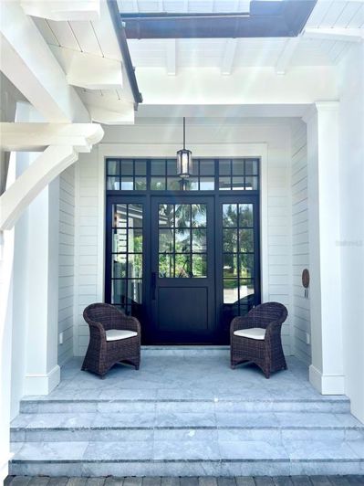 Image No.3-5 Bed Property for sale