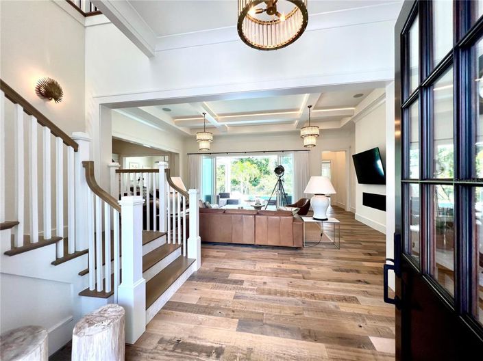 Image No.6-5 Bed Property for sale