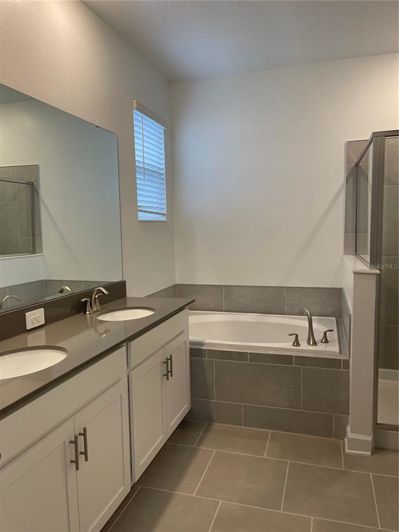 Image No.10-Propriété de 4 chambres à vendre à Davenport