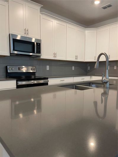 Image No.4-Propriété de 4 chambres à vendre à Davenport