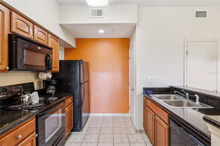 Image No.17-2 Bed Property for sale