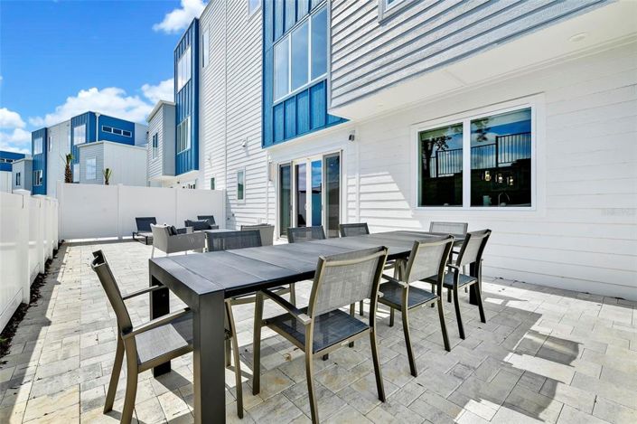 Image No.18-3 Bed Property for sale