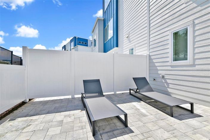 Image No.22-3 Bed Property for sale