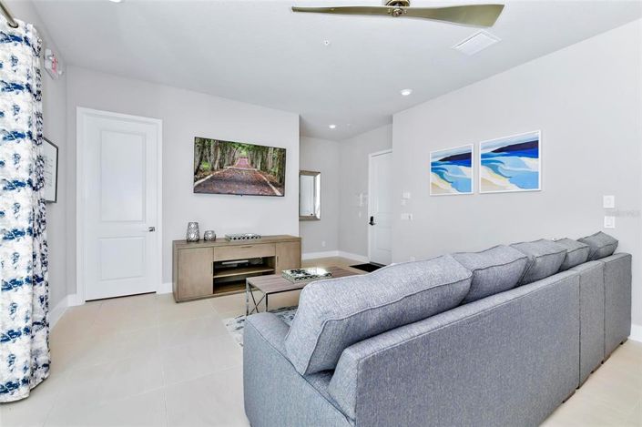 Image No.23-3 Bed Property for sale