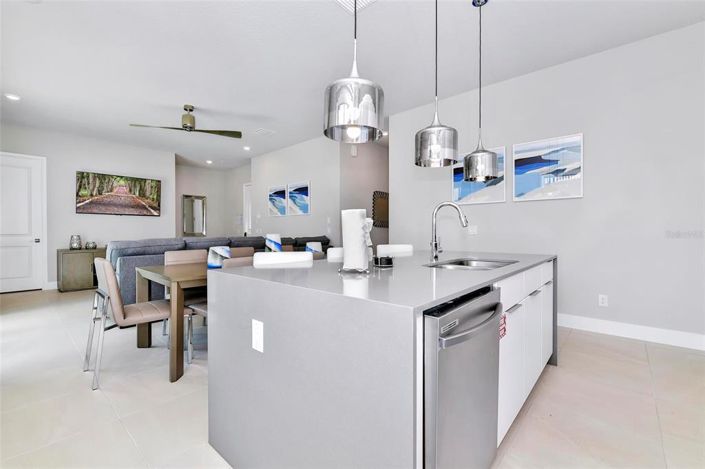 Image No.28-3 Bed Property for sale