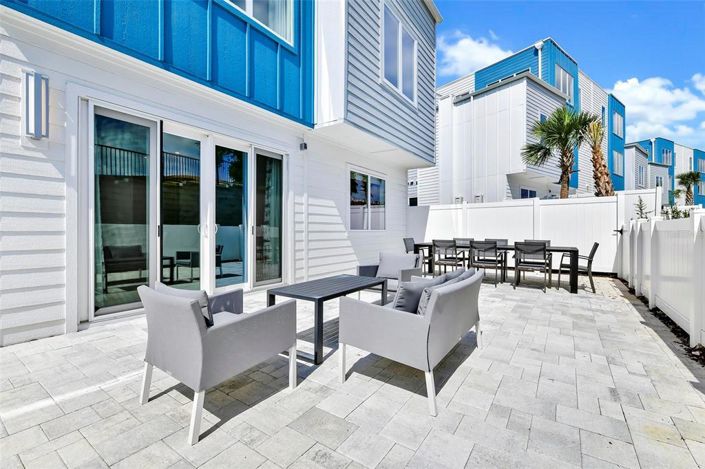 Image No.50-3 Bed Property for sale