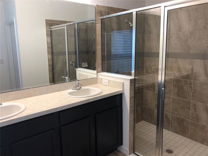 Image No.15-4 Bed Property for sale