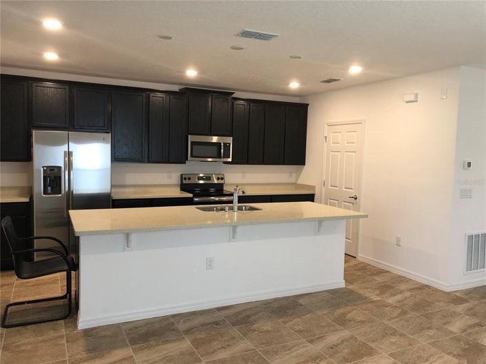 Image No.3-4 Bed Property for sale