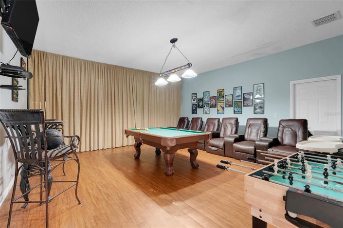 Image No.39-6 Bed Property for sale