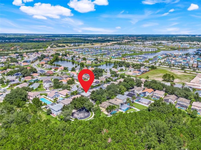 Image No.50-6 Bed Property for sale