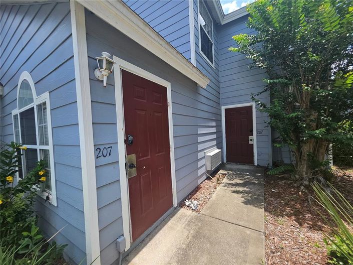 Image No.24-4 Bed Townhouse for sale