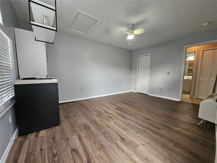 Image No.8-4 Bed Townhouse for sale