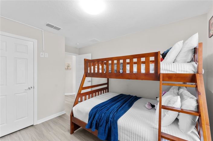 Image No.22-3 Bed Townhouse for sale