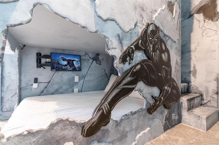 Image No.28-5 Bed Property for sale