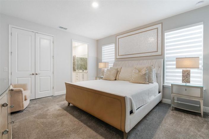 Image No.38-5 Bed Property for sale