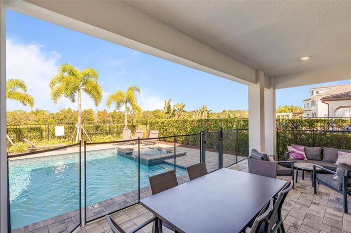 Image No.45-5 Bed Property for sale