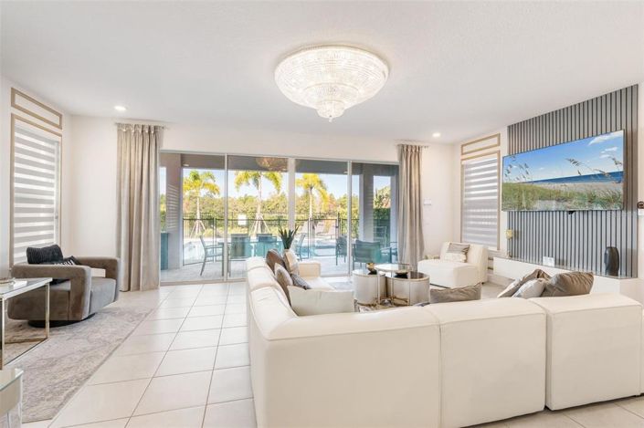 Image No.6-5 Bed Property for sale