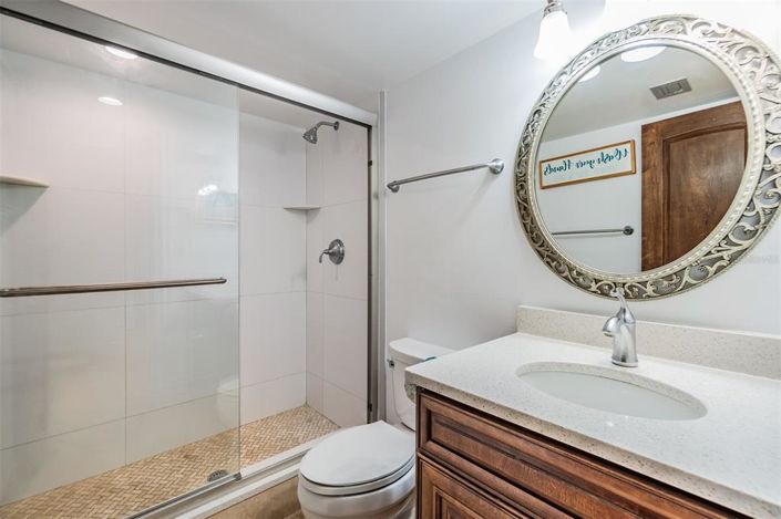 Image No.14-2 Bed Property for sale