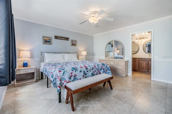 Image No.18-2 Bed Property for sale