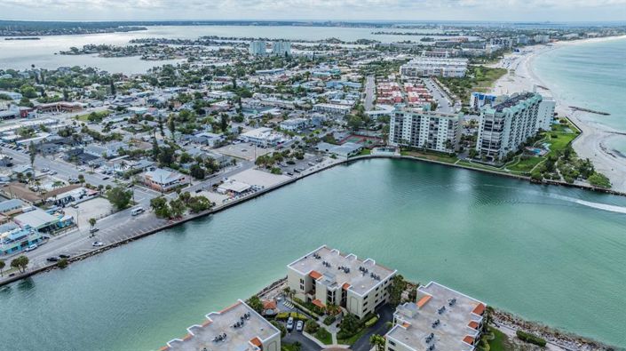 Image No.25-2 Bed Property for sale