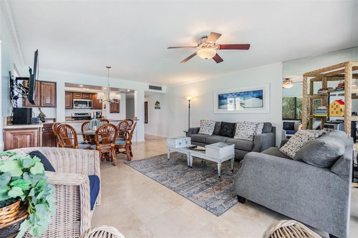 Image No.8-2 Bed Property for sale