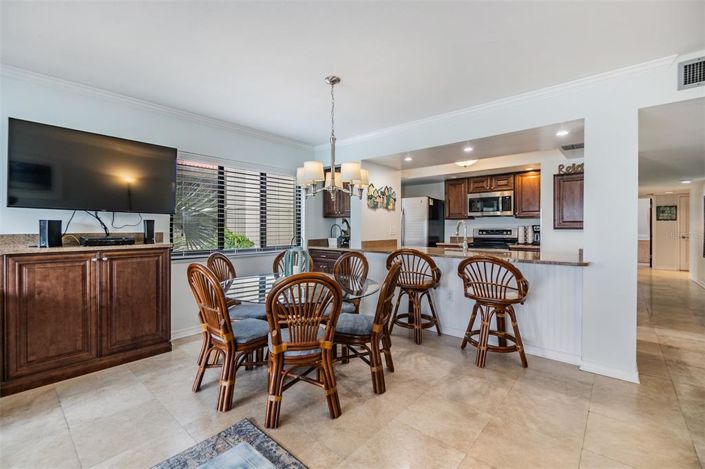 Image No.9-2 Bed Property for sale