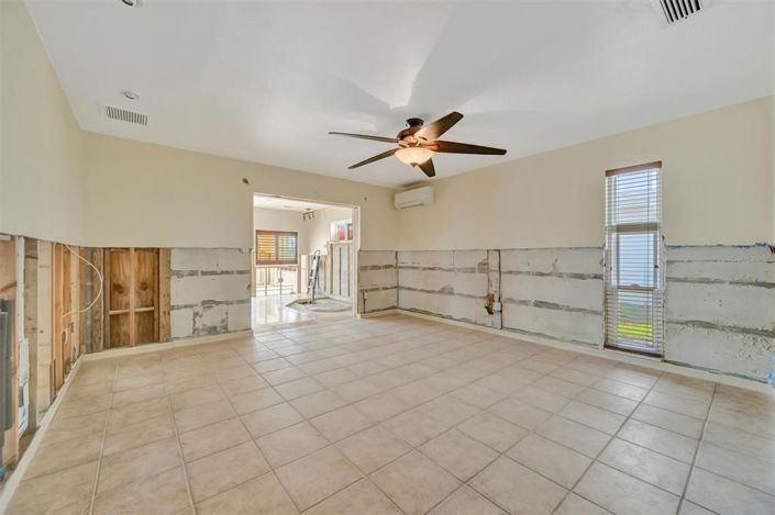 Image No.26-3 Bed Property for sale