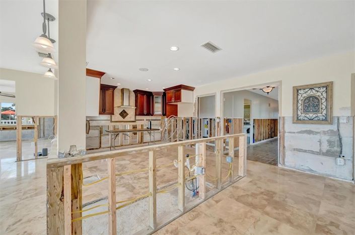 Image No.45-3 Bed Property for sale