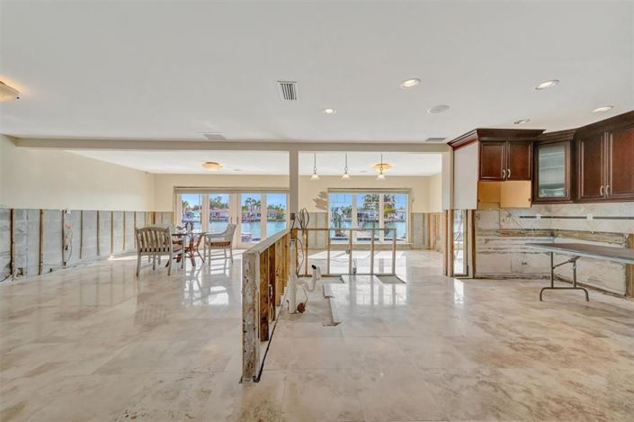 Image No.48-3 Bed Property for sale