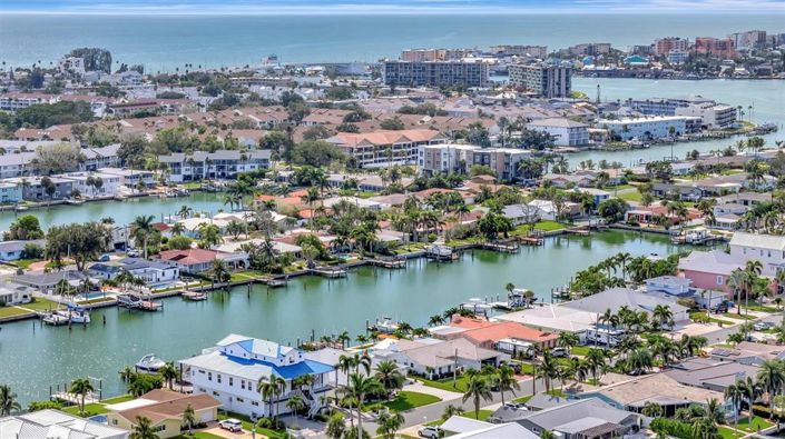 Image No.7-3 Bed Property for sale