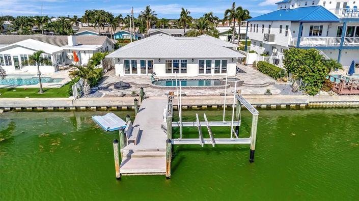 Image No.9-Propriété de 3 chambres à vendre à Treasure Island