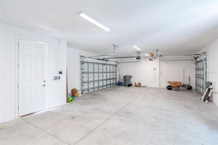 Image No.15-4 Bed Property for sale