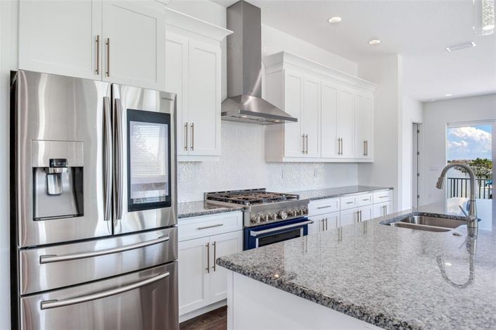 Image No.27-4 Bed Property for sale