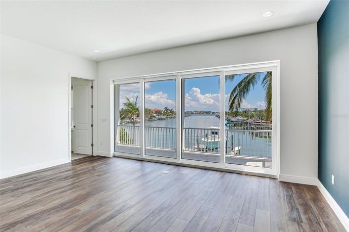 Image No.61-4 Bed Property for sale