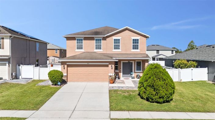 Image No.4-4 Bed Property for sale