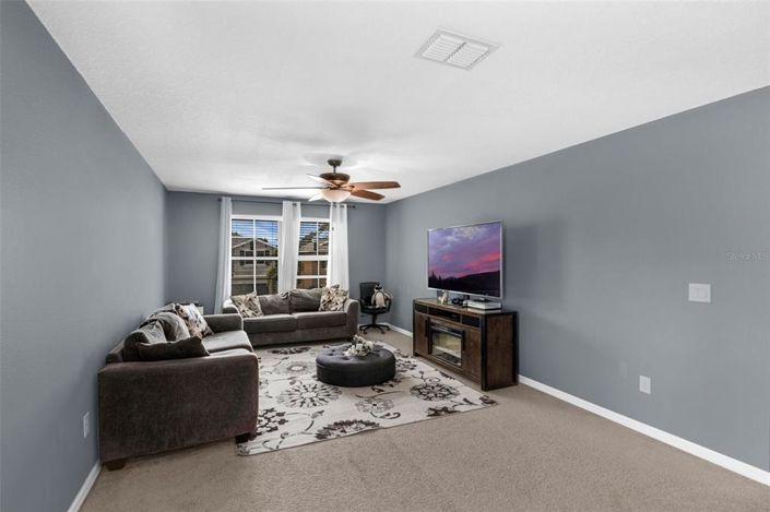 Image No.15-5 Bed Property for sale