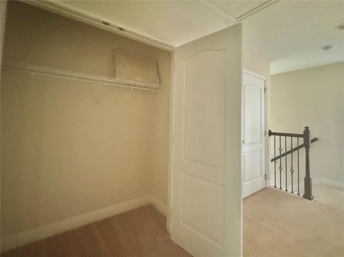 Image No.17-4 Bed Townhouse for sale