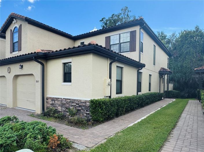 Image No.2-4 Bed Townhouse for sale