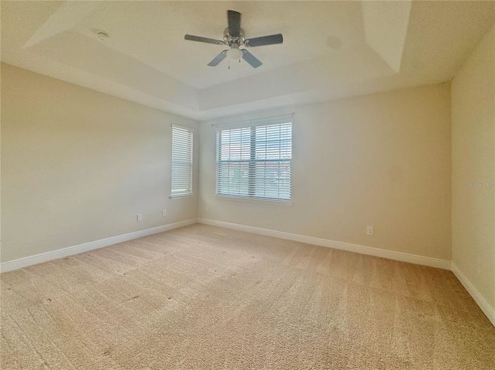 Image No.26-4 Bed Townhouse for sale