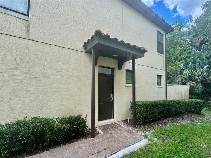 Image No.28-4 Bed Townhouse for sale