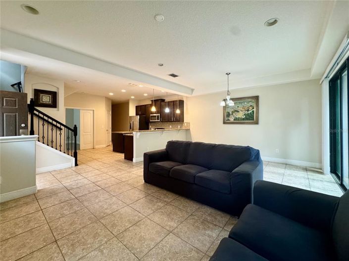 Image No.4-4 Bed Townhouse for sale