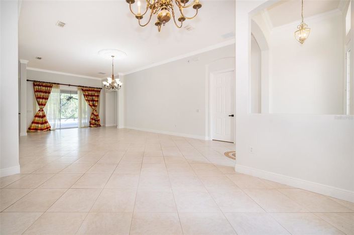 Image No.7-Propriété de 5 chambres à vendre à Kissimmee